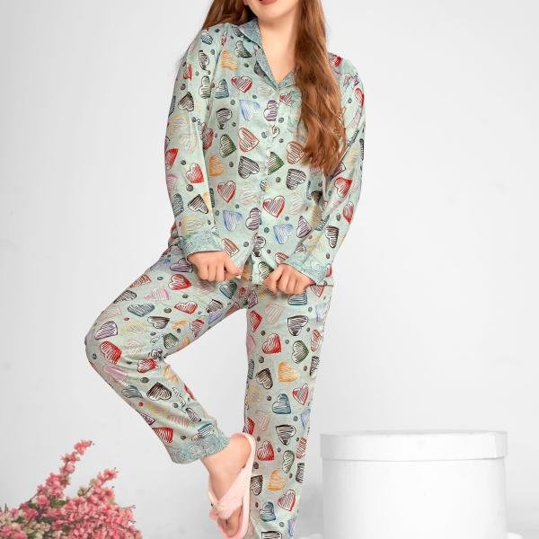 Collar Top with Full Sleeves Women Pyjama Set