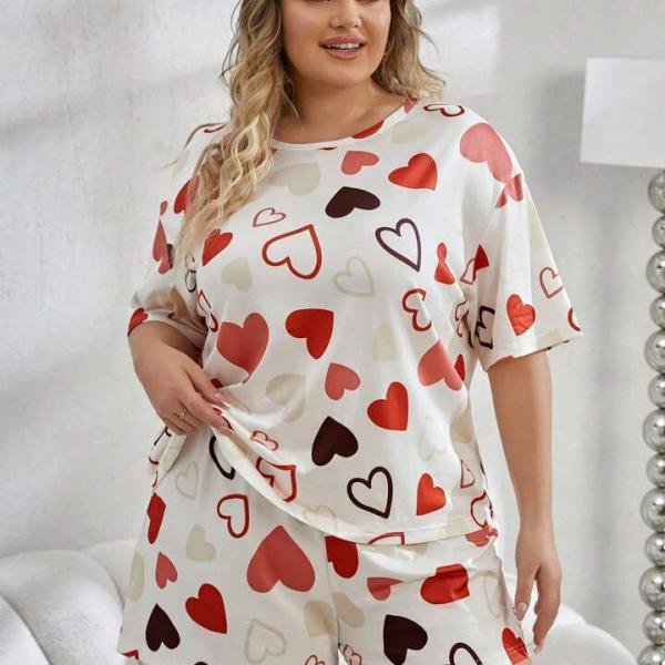 Cream White Heart Print Short Night Suit for Women