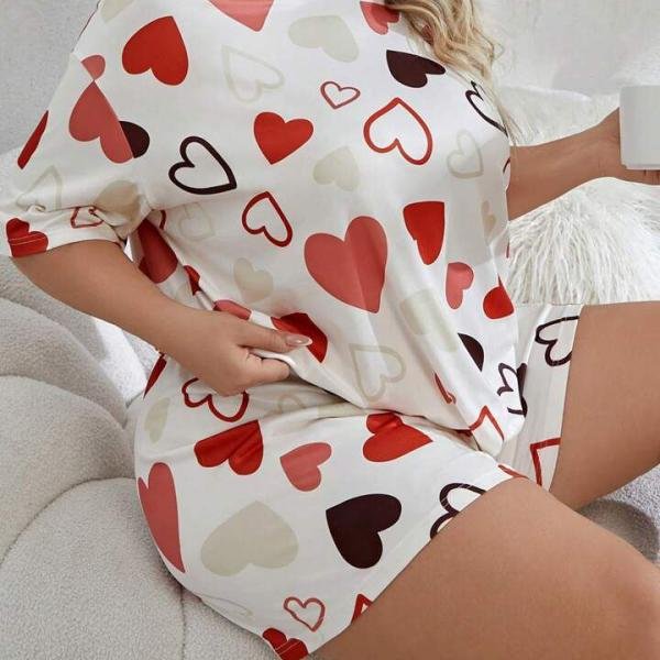 Cream White Heart Print Short Night Suit for Women
